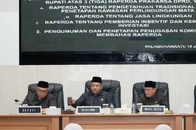 DPRD Bahas Tiga Raperda Penting untuk Sukabumi