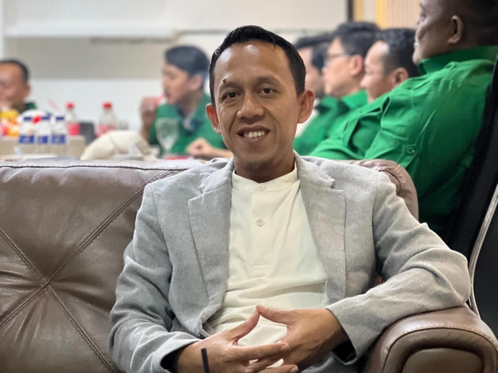 Ketua Komisi I DPRD KBB Tegaskan Hari Santri Harus Jadi Bukti Nyata Visi Dua Ismail
