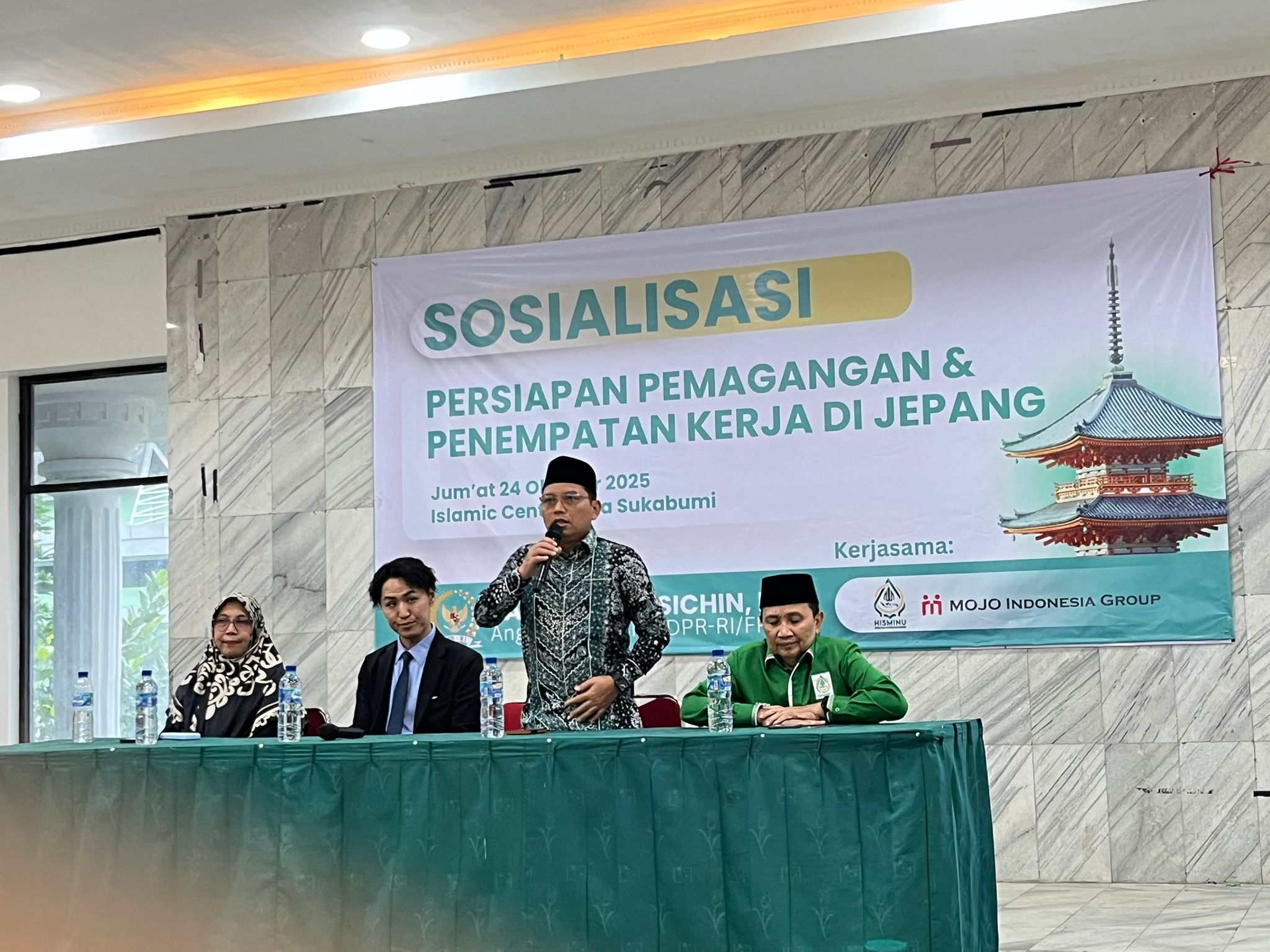 “Jangan Hanya Nonton dari Jauh,” Zainul Ajak Anak Muda Sukabumi Rebut Kesempatan Magang ke Jepang