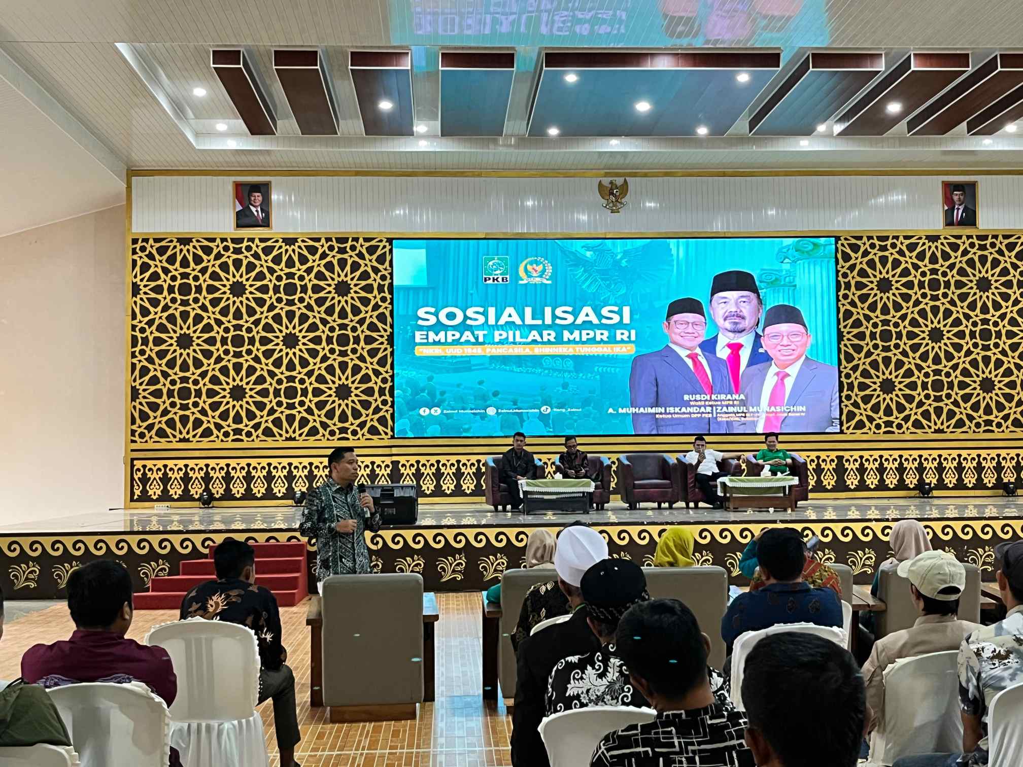 Zainul Munasichin Ajak Santri Sukabumi Perkuat Nilai Empat Pilar Kebangsaan
